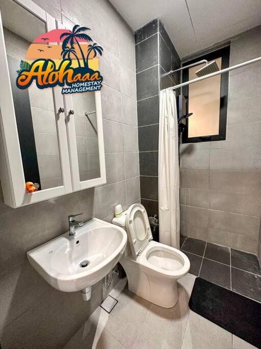 Urban Modern Lifestyle Seaview Georgetown Jelutong